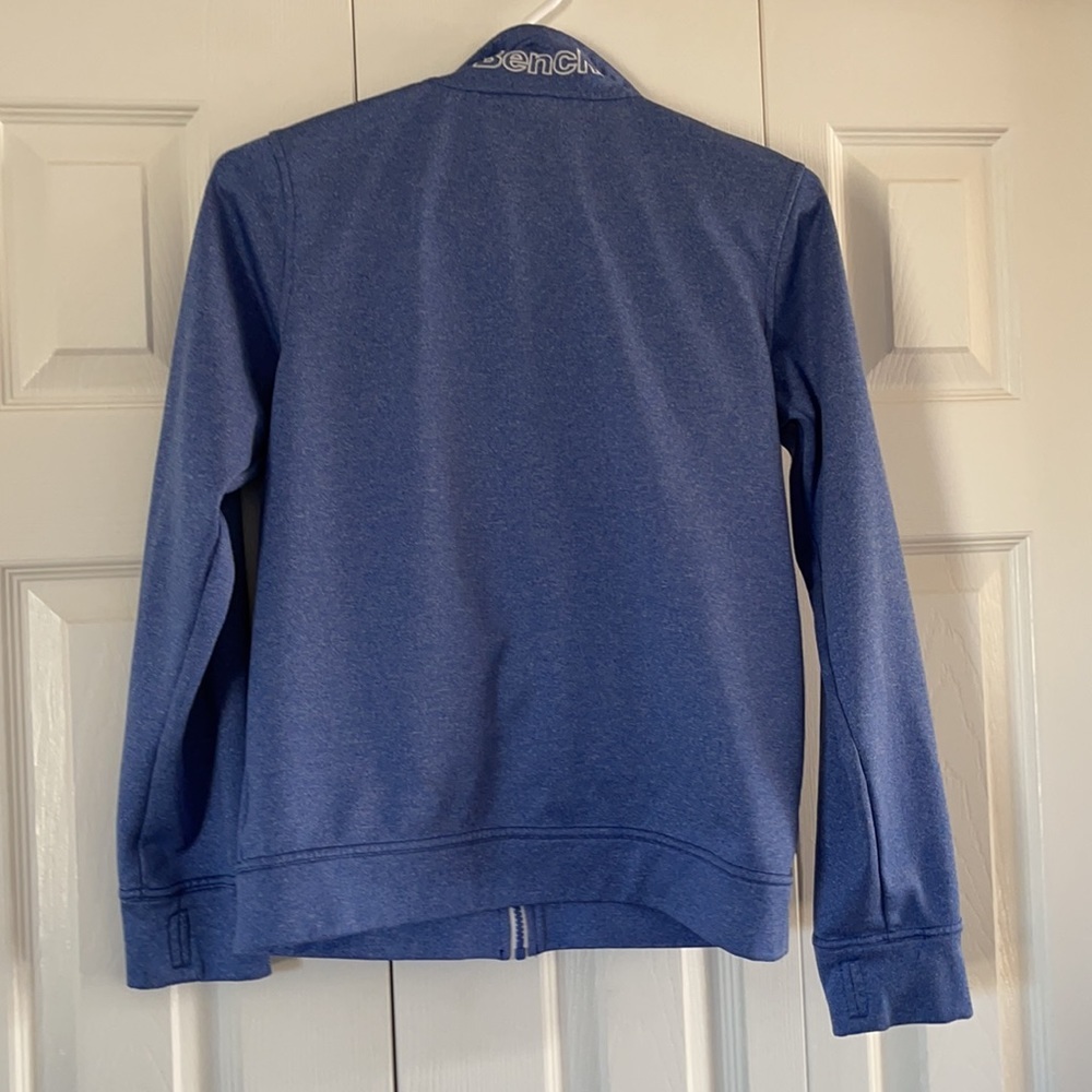 Bench jacket size M 🥰🥰 - Picture 3 of 5